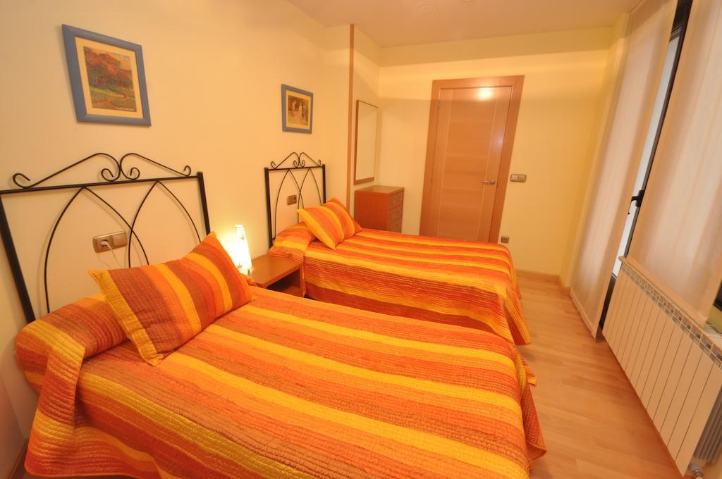 Apartamentos Toro 33 Salamanca Kamer foto